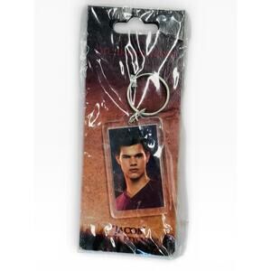 Twilight Saga - Breaking Dawn Part 1 - Jacob Lucite Keychain NECA NEW